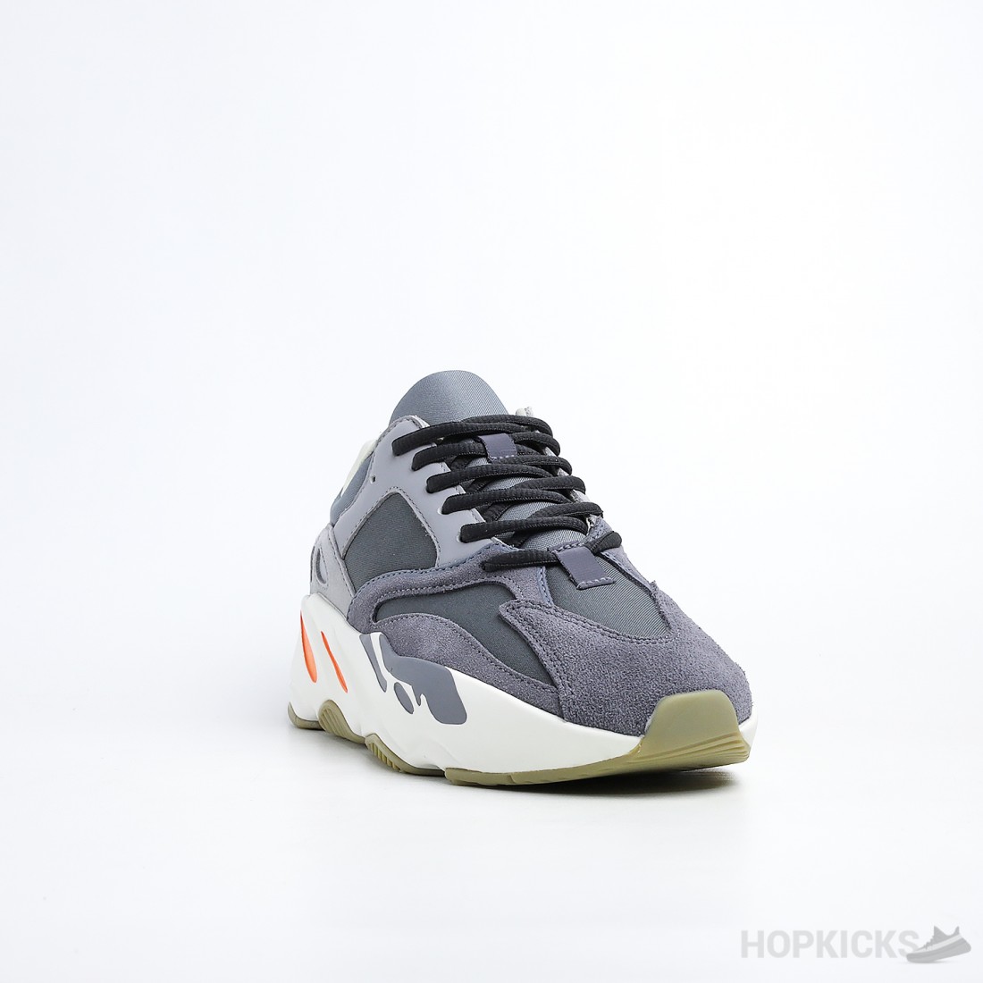 yeezy 700 v1 magnet
